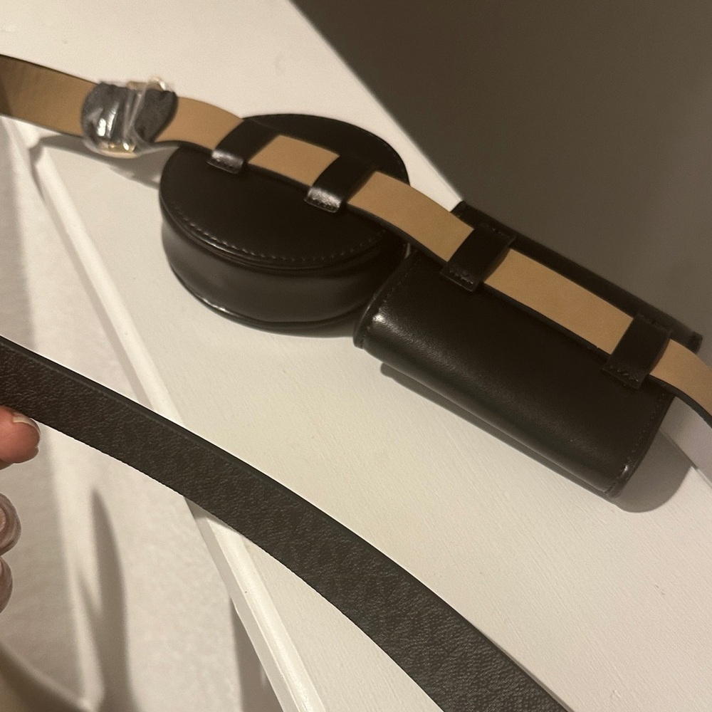 Michael Kors Black Pouch Belt Set - Picture 6 of 6